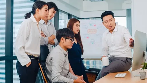 Strategi Membangun Karier yang Berkelanjutan melalui Pengembangan Keterampilan Profesional